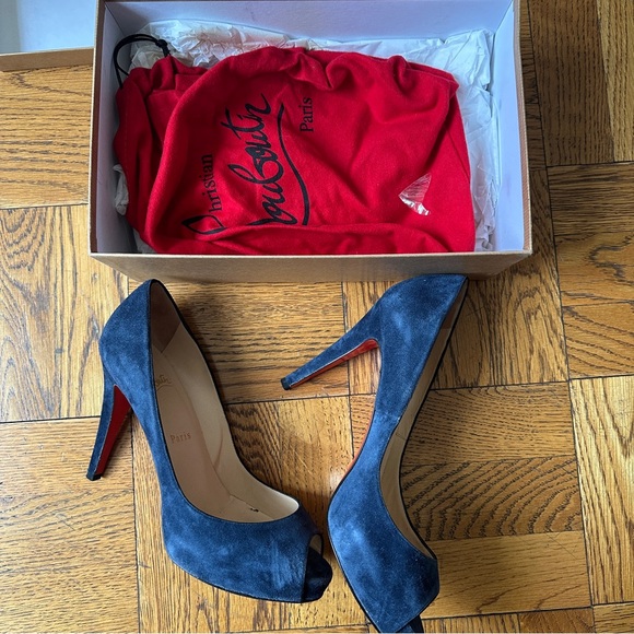 Christian Louboutin Very Prive 100 Veau Velours Navy Blue Suede Peep-Toe Heels - Picture 1 of 9